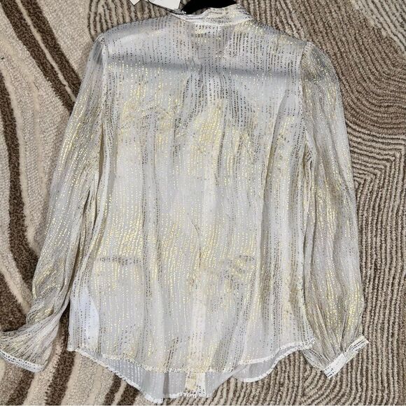 7 for all mankind silk blend blouse 💗 NWT 💗 cream with metallic gold 💗 large - Picture 2 of 11